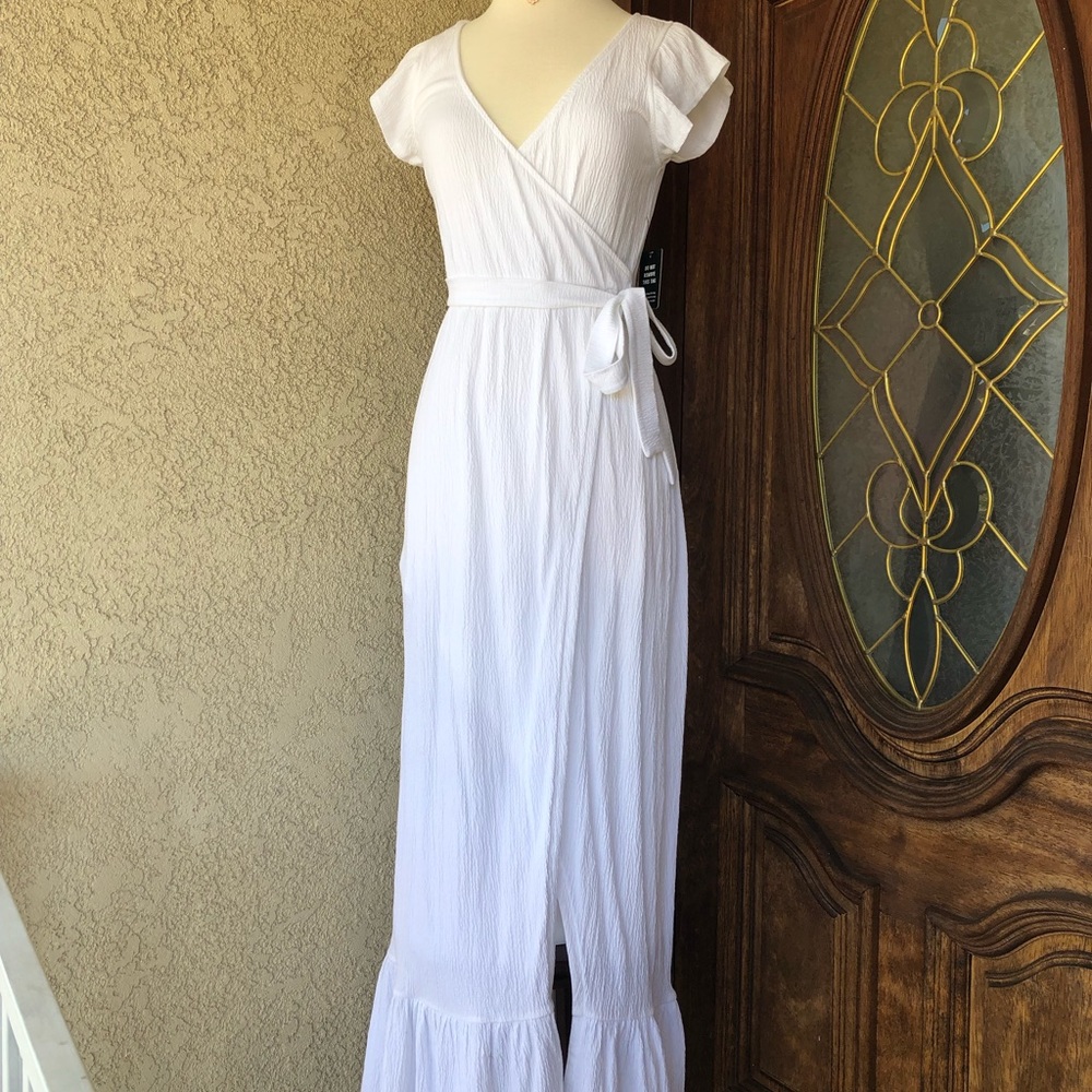 EXPRESS NWT white maxi dress